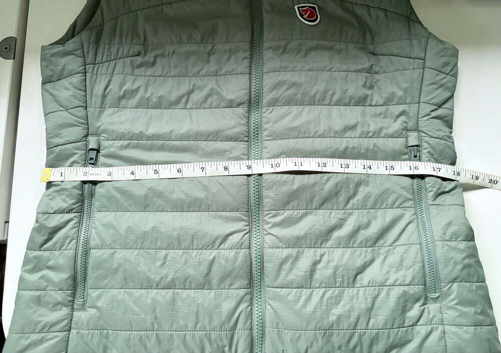 Fjallraven Expedition X-Latt Insulated Sage Green Puffer Vest Womens Small - Picture 10 of 13